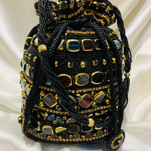 กระเป๋า Potli ของเจ้าสาวและนักออกแบบพื้นเมือง,กระเป๋าแฟชั่นของผู้หญิงใช้สำหรับผลิตในอินเดีย - Product Image 1