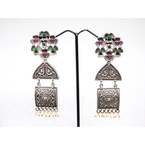 Pendientes de estilo indio para mujeres y niñas, aretes de jhumka con diseño de flores, de latón y plata, nuevos diseños - Product Image 1