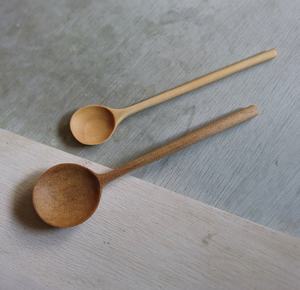 ชุดช้อนเสิร์ฟไม้ทำมือสไตล์อินเดียสีน้ำตาล พร้อมส้อมและตะหลิว มีหลายขนาดให้เลือก - Product Image 2