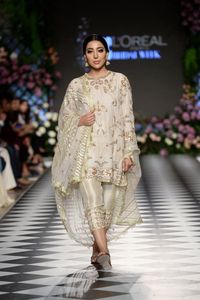 เย็บปักถักร้อยที่สวยงามด้วยลูกปัดแก้วคริสตัลหิน DABKA ทำงานใน KAMEEZ พราวชุดกางเกงสำหรับงานปาร์ตี้-สวมใส่และจัดงานแต่งงาน @ 2021 - Product Image 2