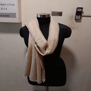 Chal Largo de Cachemira 100% Pura para Invierno, Color Personalizado, Suave, al Mejor Precio para Mujer, Venta al Por Mayor - Product Image 5