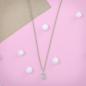 Dainty Look Moonstone Gemstone 925 Collar de plata esterlina Joyería - Product Image 1