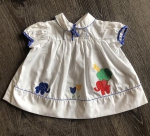 Vestido de bebé elegante, cómodo, lindo y hecho a mano con bordado elegante - 2020. - Product Image 3