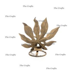 Porte-bougie en métal couleur or de qualité supérieure pour la décoration de la maison et les accessoires de mariage, vente en gros - Product Image 5