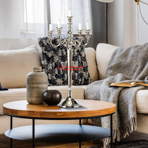 Candélabre haut à 5 bras fait à la main pour décor de fête de Noël intérieur et extérieur Logo personnalisable pour la décoration de la maison - Product Image 3