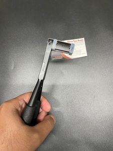 Pince d'extension de cheveux durable à la kératine noire mate Outils essentiels pour améliorer le volume et la longueur des cheveux - Product Image 5