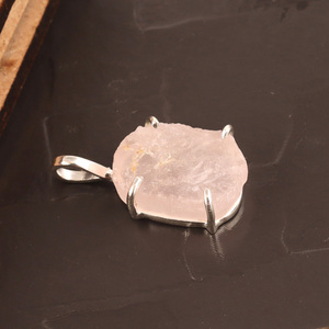 Offre Spéciale janvier-Bonheur naturel rugueux rose quartz pendentif 925 sterling argent prong réglage pendentif pour faire chaîne collier - Product Image 3