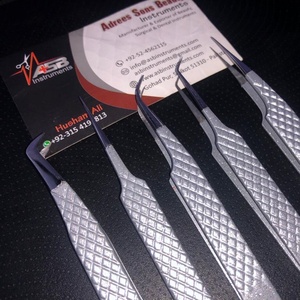 Pinzas de pestañas profesionales de acero inoxidable al por mayor herramientas de extensión de pestañas probadas a mano de alta calidad plata brillante - Product Image 1