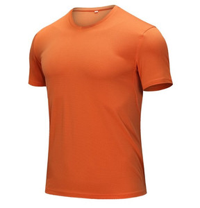 Camiseta polo deportiva unisex de poliéster de secado rápido personalizada para hombre y mujer con logo personalizado. - Product Image 1