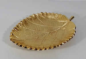 Aluminium Plaqué Or Moderne Fantaisie Aluminium Or Brut Métal Fantaisie Designer Plat à Fruits Offre Spéciale Plateau à Fruits Plateau à Fruits Feuilles - Product Image 3