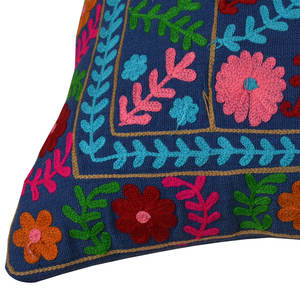 Funda De Almohada Lumbar Floral hecha a mano india, fundas de almohada Suzani bordadas para decoración del hogar - Product Image 5