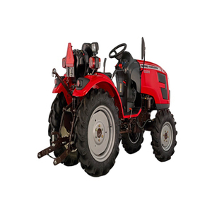 Nuevo Tractor de ruedas Massey Ferguson 4WD para agricultura con motor central y implementos de caja de cambios y accesorios incluidos - Product Image 3