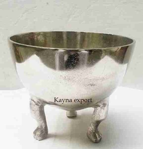 <b>Decorative</b> Handmade Unique Aluminum <b>Elephant</b> Holding Disposable Serving Bowl - Product Image 2