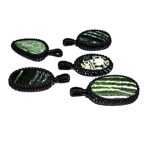 Wholesaler of Green Banded Mix Cab Wrap Pendants : Green Banded Mix Cab Wrap Pendants for Sale - Product Image 1