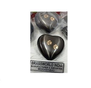 URNE DE CRÉMATION POUR ANIMAUX DE COMPAGNIE EN LAITON GRIS AVEC DEUX PATTES Fournitures funéraires de BRASSWORLD INDIA - Product Image 1