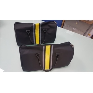 Fashion Polyester Pu Handbag Vietnam Pu Leather Unisex Pu Sport Bag - Product Image 1