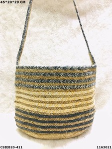 Bolso de hombro de yute de algodón hecho a mano de diseñador - Product Image 5