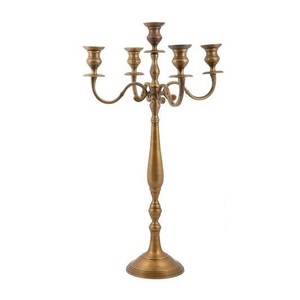 Bougeoir en verre fait main de qualité supérieure Fabricant de candélabres de conception de luxe pour cadeau Décoration de la maison Bougeoir - Product Image 4