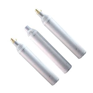 Réservoir de CO2 haute pression en aluminium de 0,6 L fabriqué à Taïwan avec valve pour machine à soda - Product Image 1