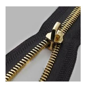 Fabricantes de Cierres al por Mayor, Cierre Metálico Dorado de Alta Calidad de 8 Pulgadas con Extremo Abierto, Compra al por Mayor de Cierres Premium - Product Image 1