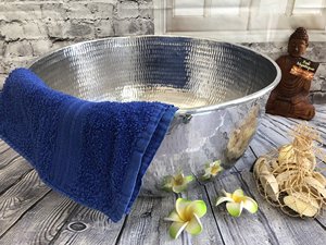 Bol de thérapie des pieds en acier inoxydable avec finition martelée parfait pour les accessoires d'équipement pour les ongles et les chaises de pédicure - Product Image 5