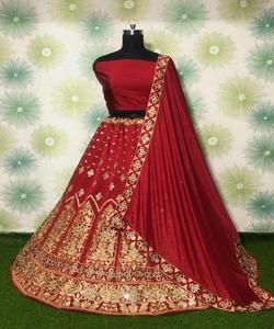 Fil à broder en soie à la mode travail lehenga choli avec dupatta vêtements de fête prix de gros vêtement ethnique surat vêtements - Product Image 4