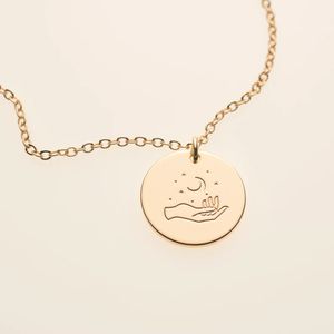 Manifestation magique céleste geste de <span class=keywords><strong>la</strong></span> main pendentif collier délicat <span class=keywords><strong>Cosmos</strong></span> lune étoile bijoux soeur meilleur ami cadeau pour les femmes - Product Image 4