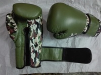 Nouveaux gants de boxe en cuir camouflage 12 oz pour hommes avec évacuation de l'humidité et logo personnalisé pour les scènes sportives
