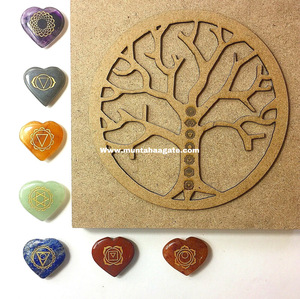 Comprar en línea Faceted Natural Healing Stones Multicolor 7 Chakra Heart Set con Chakra Stone Caja de regalo - Product Image 3