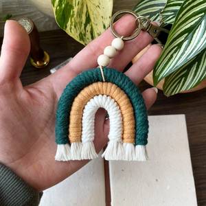 Mini llavero de macramé de arcoíris, colgante de coche, bolso - Product Image 1