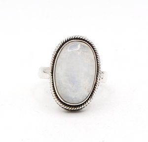 Piedra preciosa de piedra lunar arcoíris de alta calidad, anillo Vintage hecho a mano de Plata de Ley 925, anillo de forma ovalada para mujer - Product Image 1