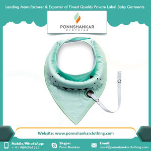 Bavoirs bandana unisexe en coton biologique de qualité supérieure imprimés numériquement naturels et doux pour les nourrissons et les tout-petits lavables certifiés GOTS pour l'alimentation - Product Image 4