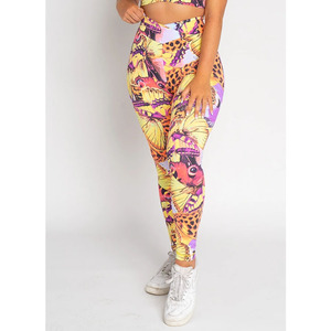 New NEW DESIGNED BUTTERFLY SCRUNCH V-CUT LEGGINGS - Product Image 3