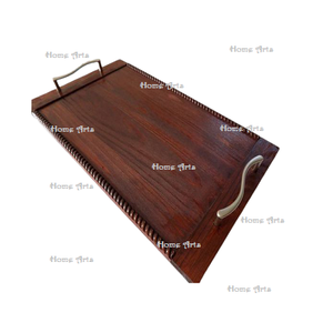 Plateau de service alimentaire de forme ronde au design unique Plateau de service en bois de taille personnalisée avec poignées en fer - Product Image 4