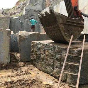 绿色花岗岩块印度哈桑绿色印度绿色花岗岩花岗岩原始块粗糙块