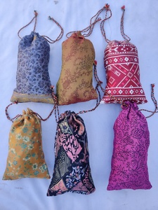 SAREE <b>POUCH</b> - Product Image 4