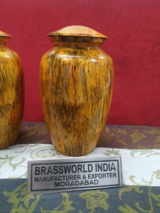 Urnes funéraires en aluminium de style américain pour adultes à prix réduit par Brassworld India Funeral Supplies - Product Image 4