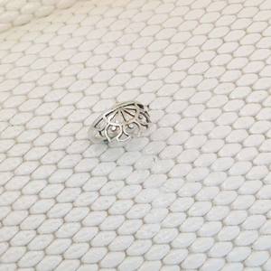 Unisex 925 Sterling Silver Unique Design Lotus Flower <b>Ring</b> New Arrival Pure Nature Inspired Bezel Setting for Weddings Parties - Product Image 1