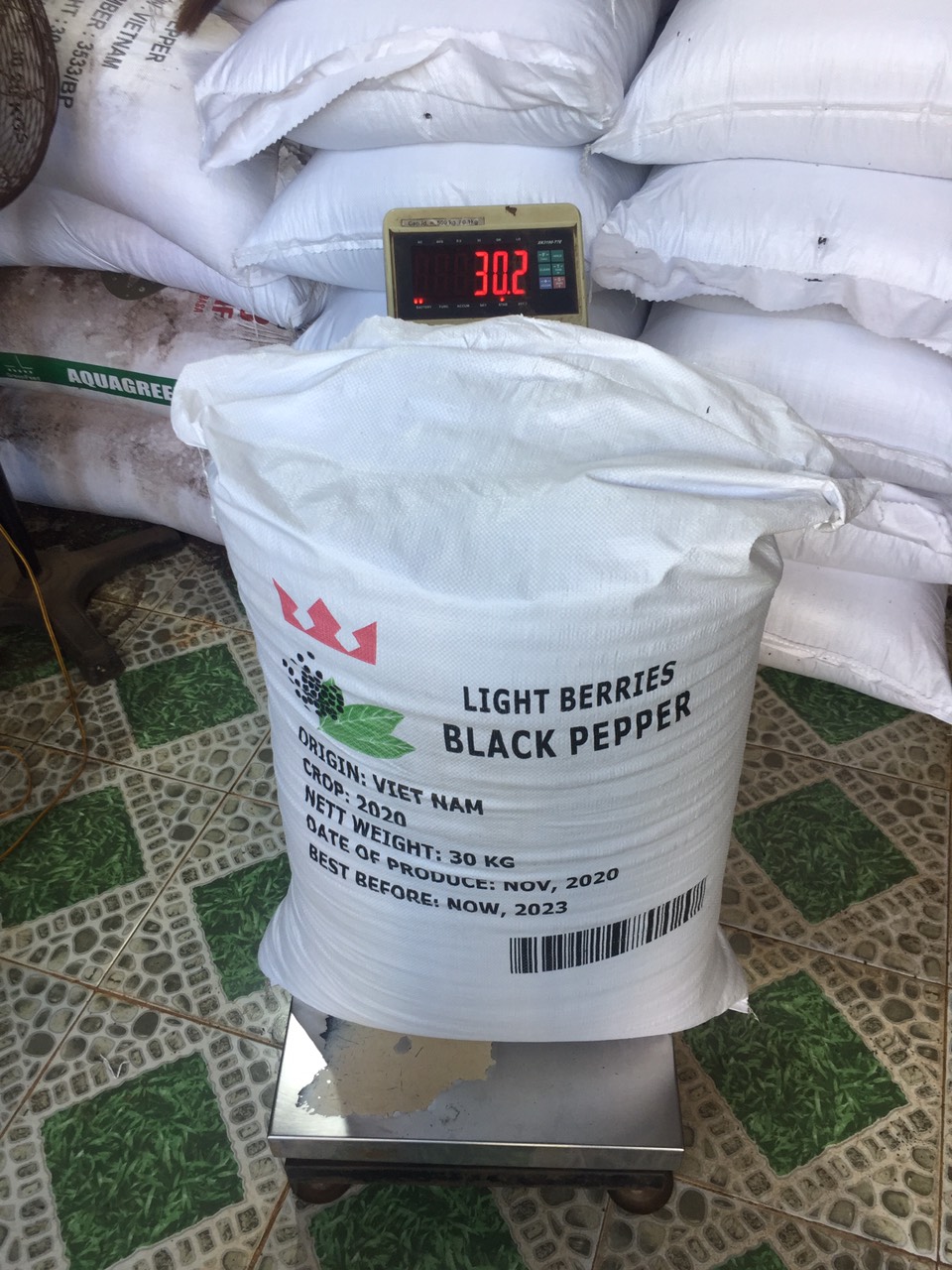 WHATSAP 0084 989 322 607 Vietnam Black White Pepper Spices AD Chilli & Pepper Single Herbs & Spices