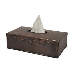 Caja de almacenamiento de servilletas de madera de diseño con acabado antiguo y acabado en nogal para uso regular en el hogar, la cocina de casa de campo y el baño. - Product Image 1