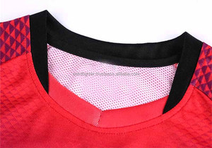 Uniformes de Fútbol Personalizados Más Vendidos, 100% Poliéster, Secado Rápido, Alta Calidad, Transpirables, para Toda Temporada, Venta al Por Mayor - Product Image 2