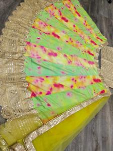 डबल के साथ रंगीन पीला साटन प्रिंट और अनुक्रम काम <span class=keywords><strong>Lehenga</strong></span> स्टाइलिश कढ़ाई फीता काम दुपट्टा Mettie द्वारा रॉयल निर्यात सूरत