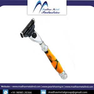 Venta caliente Pearl Shaving Cartridge RAZORS Platinum 72 Best Men's Grooming Razor en Color naranja - Product Image 3