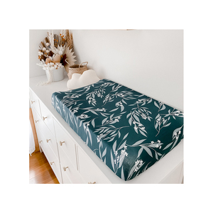 Housse de matelas à langer pour bébé sur mesure - Product Image 1