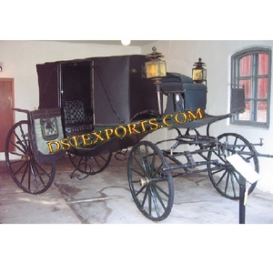 Negro cubierto Victoria carruajes de caballos elegante caballo carruaje última boda carruaje real. - Product Image 1