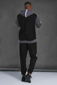 Venta al por mayor OEM Sudadera con capucha Trajes Hombres Jogger Conjuntos de chándal personalizado - Product Image 2