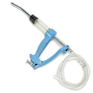 Venta al por mayor de calidad superior Pakistán pistola automática pistola de plástico instrumentos veterinarios Drencher Ganado automático - Product Image 1