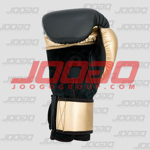 Gants de boxe en cuir véritable thaïlandais personnalisés - Product Image 1