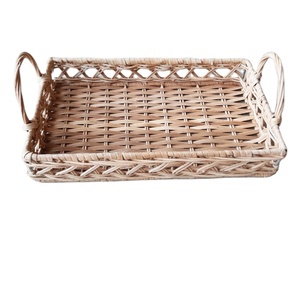 Eco Friendly New Design Wicker Willow Storage Kitchen Food Display Table Mat Vietnam Square Rattan Tray Basket