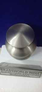 ถ่านหินสีเทาสัตว์เลี้ยงอุ้งเท้าเผาศพศพ URN อุปกรณ์งานศพโดย Brassworld อินเดีย - Product Image 3